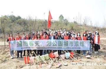 共建公园城市|在春天，种下一棵树