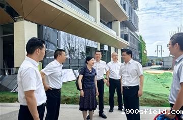 德阳市委书记李文清调研市建筑院德阳大学科技园项目